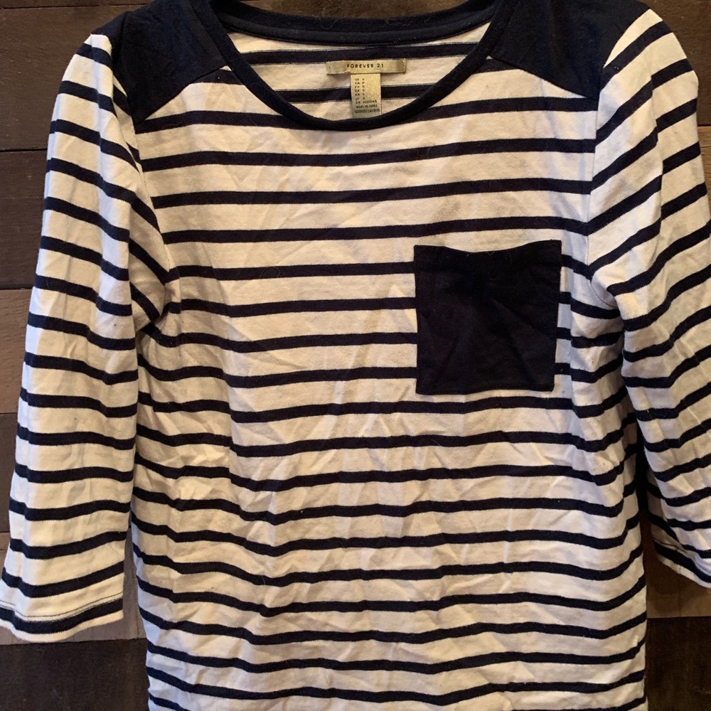 Black/white striped top